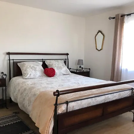 Bed & Breakfast Terra Luso Proche De Montejunto 3*